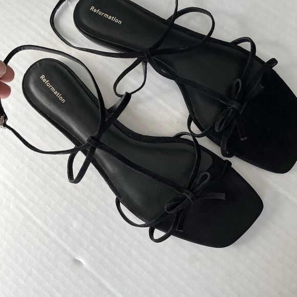 Reformation Maya Strappy Flat Sandals Sz 11 Ankle Strap Bow Detail Black Leather - Picture 7 of 15